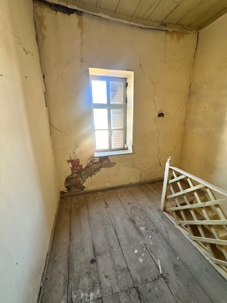 img-property