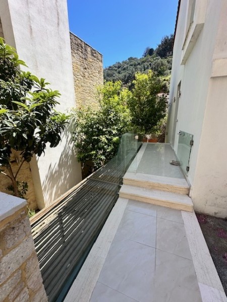 img-property
